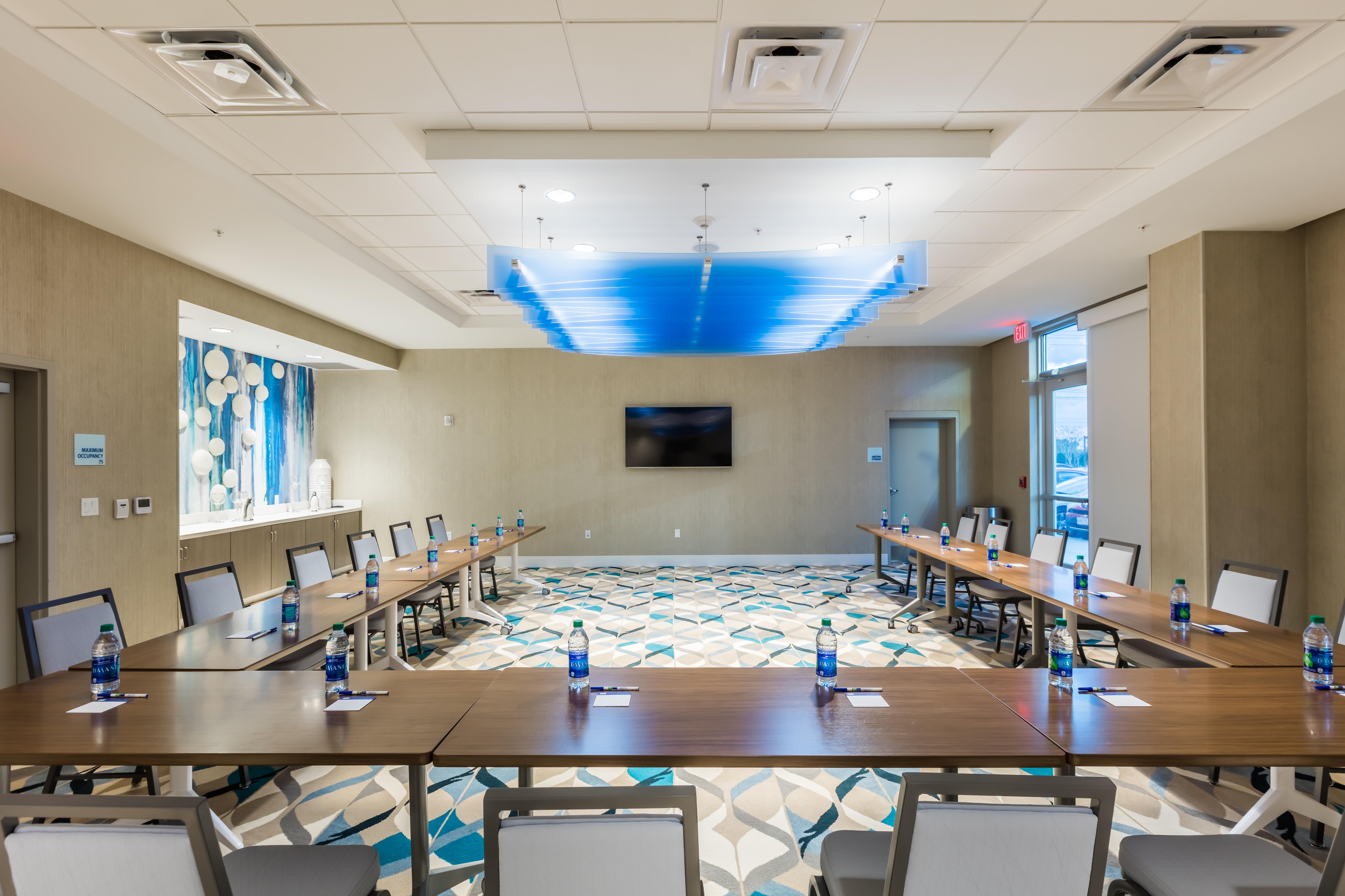Holiday Inn Express & Suites - Orlando At Seaworld By Ihg Williamsburg Luaran gambar